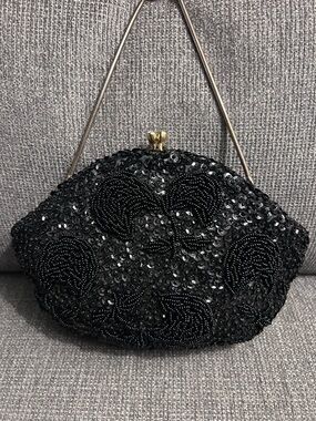 Gary Gail Dallas Vintage Black Beaded kisslock bag made in Hong Kong